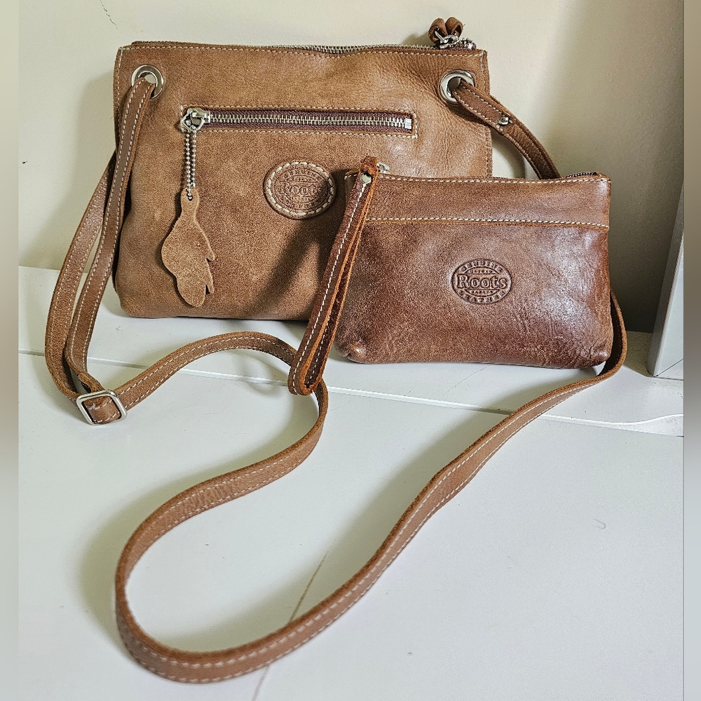 Roots Women's Brown Leather Crossbody Bag Set